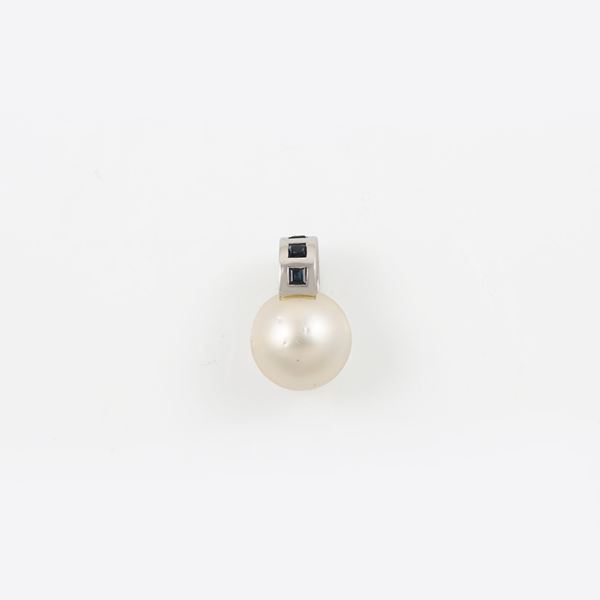 * 18KT GOLD, SAPPHIRES AND SOUTH SEA PEARL PENDANT  - Auction Jewelery & Watches - Casa d'Aste International Art Sale