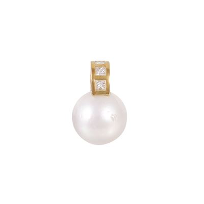 Pendente in oro giallo 18Kt con diamanti taglio princess e perla coltivata South Sea