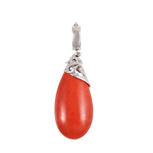 * 18KT GOLD, CORAL AND DIAMONDS PENDANT