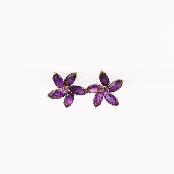 * 18KT GOLD AND AMETHYST EARRINGS