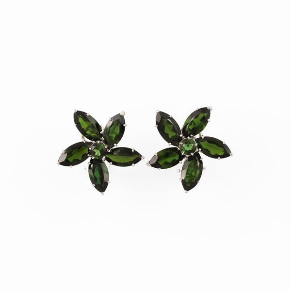 * 18KT GOLD AND GREEN TURMALINES EARRINGS