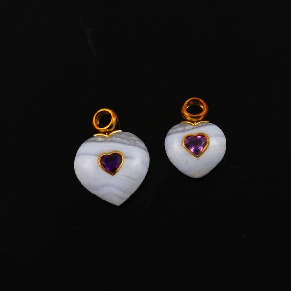 * LOT OF TWO 18 KT GOLD, CHALCEDONY AND AMETHYST PENDANTS