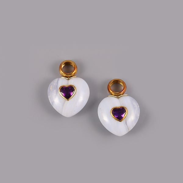 * LOT OF TWO 18 KT GOLD, CHALCEDONY AND AMETHYSTS PENDANTS
