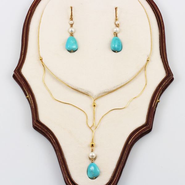 18KT GOLD, FRESHWATER PEARLS AND TURQUOISES SET