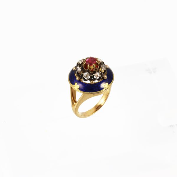 18KT GOLD, SILVER, ROSE CUT DIAMONDS AND SYNTHETIC GEM RING