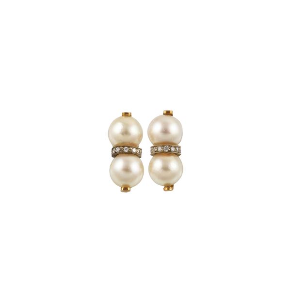 18KT GOLD, PEARLS AND DIAMONDS EARRINGS