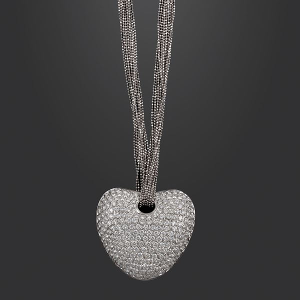 COLLANA CON GRANDE PENDENTE
