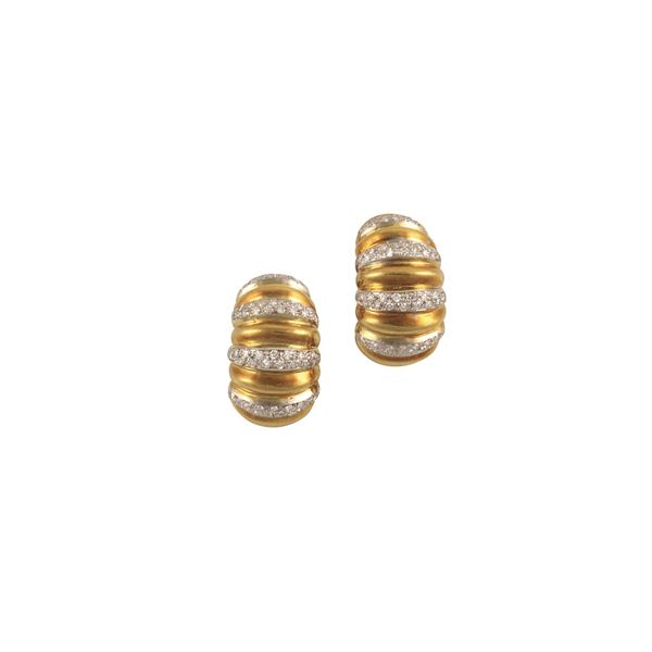 18KT GOLD AND DIAMONDS EARRINGS, LUNATI