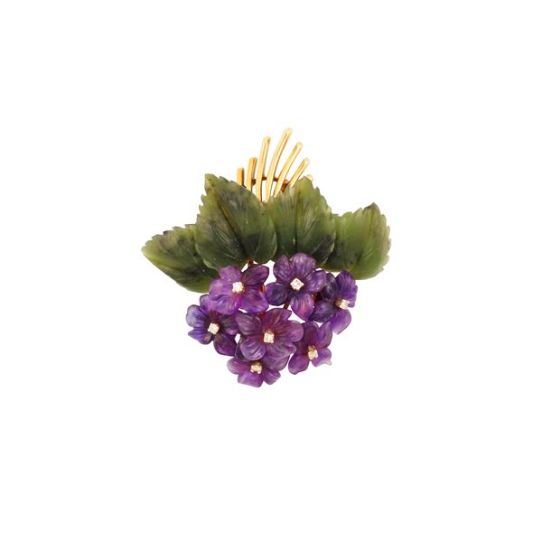 14KT GOLD, AMETHYSTS (one slightly chipped) AND DIAMONDS BROOCH