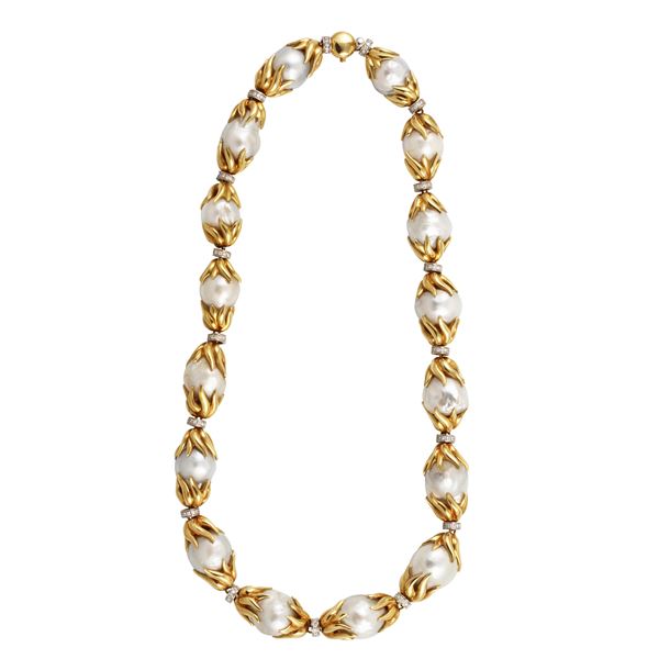 18KT GOLD, SOUTH SEA PEARLS AND DIAMONDS, NECKLACE, CHANTECLER