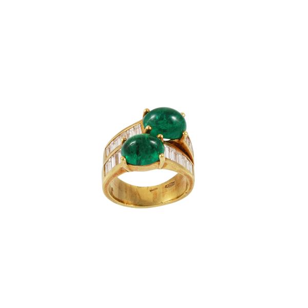 18KT GOLD, CABOCHON CUT EMERALDS AND DIAMONDS RING
