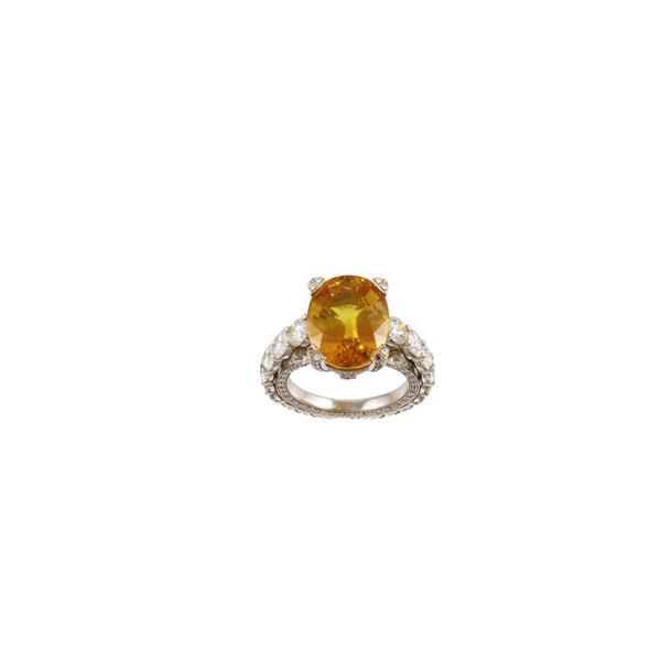 18KT GOLD, DIAMONDS AND YELLOW SAPPHIRE RING, CHANTECLER