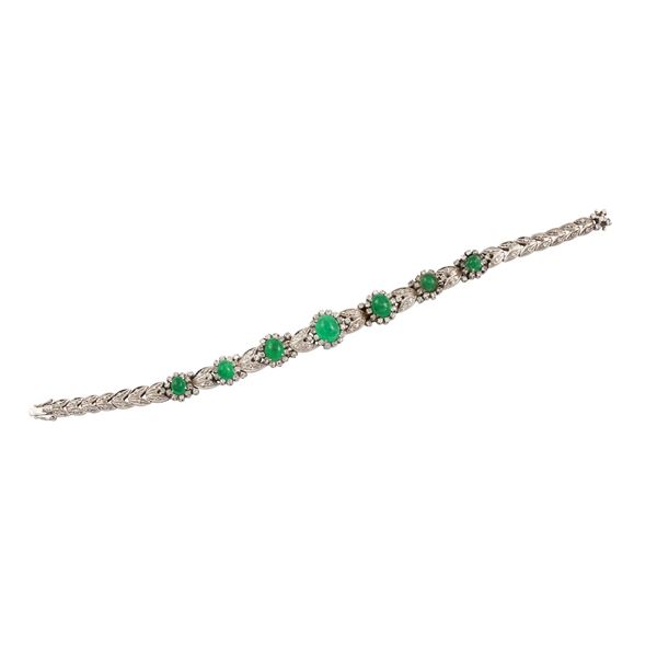 18KT GOLD, DIAMONDS AND EMERALDS BRACELET