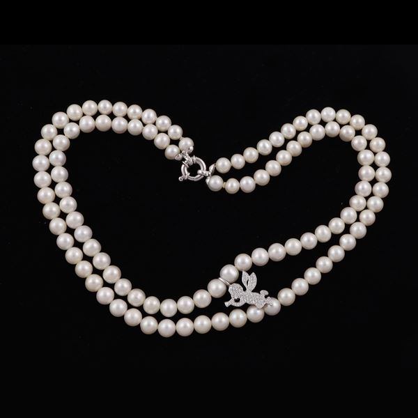 18KT GOLD, FRESHWATER PEARL AND DIAMONDS NECKLACE