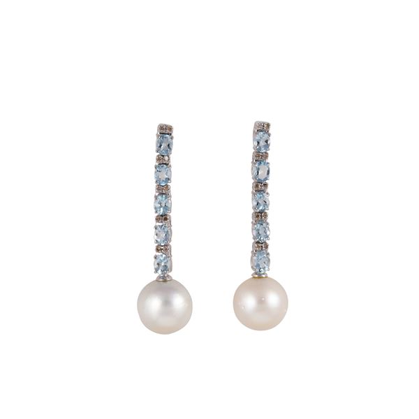 18KT GOLD, AQUAMARINE, DIAMONDS AND SOUTH SEA PEARLS EARRINGS