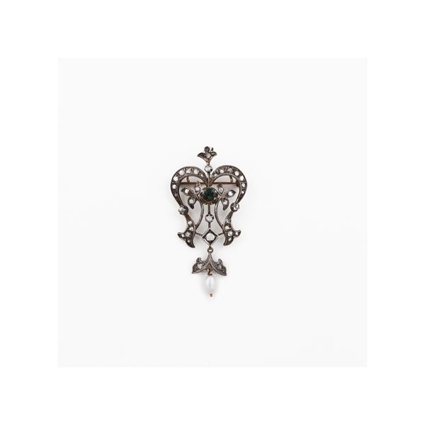 SILVER, GOLD, ROSE CUT DIAMONDS, EMERALD (chipped) AND PEARL BROOCH - PENDANT  - Auction JEWELRY, WATCHES, AND SILVERWARE - Casa d'Aste International Art Sale