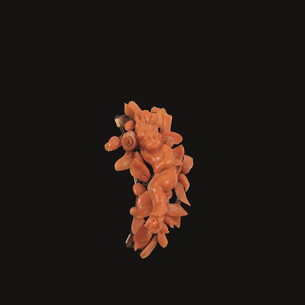 FINE CORAL AND 9KT GOLD BROOCH