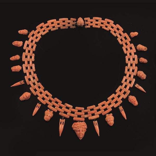 FINE CORAL AND 9KT GOLD NECKLACE  - Auction Important Jewelry - Casa d'Aste International Art Sale