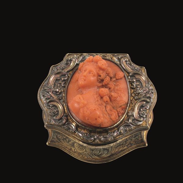 SILVER BOX WITH CORAL CAMEO