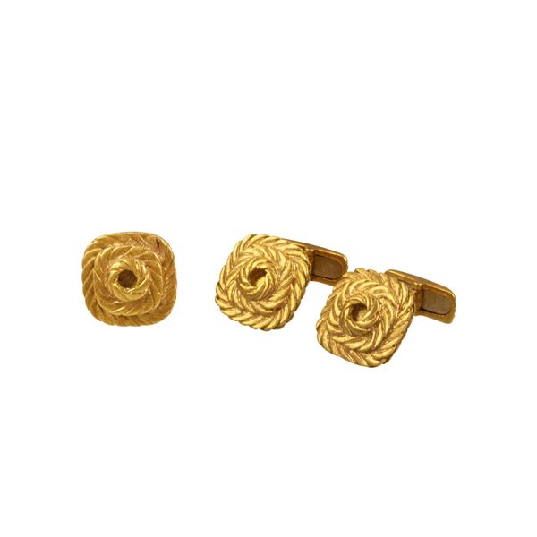18KT GOLD CUFFLINKS AND PIN, GIANMARIA BUCCELLATI