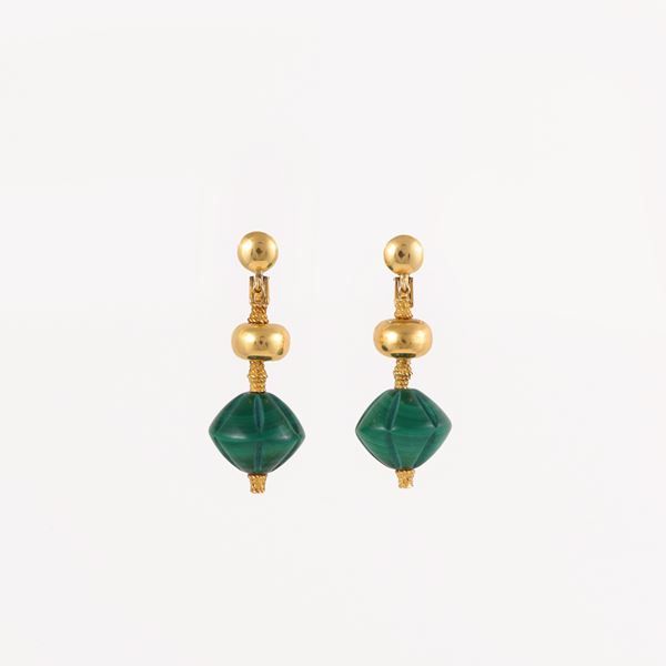 18KT GOLD AND MALACHITE CLIP EARRINGS