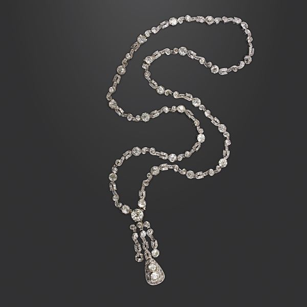 LUNGA COLLANA