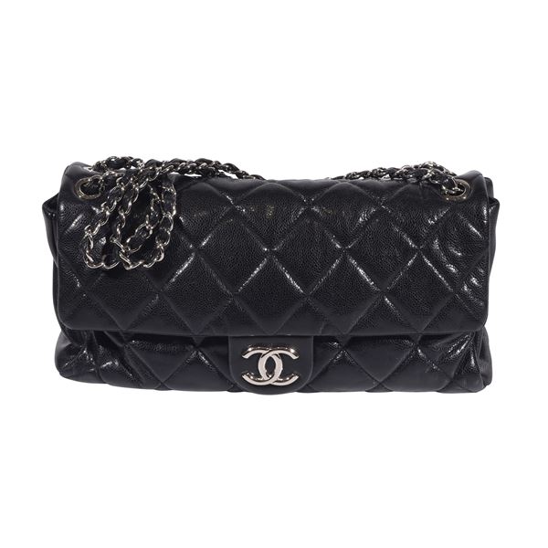 Chanel - CHANEL, "Medium Glazed Caviar Nature Flap"