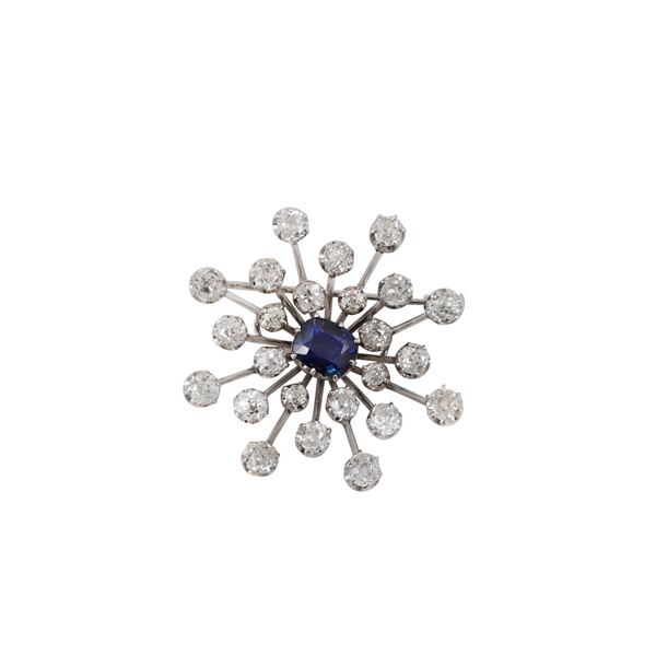 18KT GOLD, OLD EUROPEAN CUT DIAMONDS AND SAPPHIRE BROOCH  - Auction IMPORTANT JEWELRY - Casa d'Aste International Art Sale