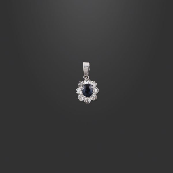 18KT GOLD, SAPPHIRE AND OLD EUROPEAN CUT DIAMONDS PENDANT