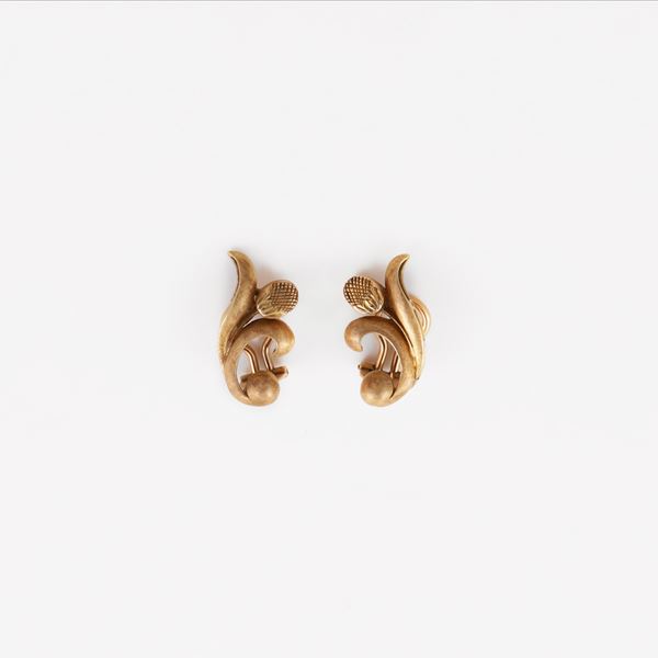 18KT GOLD EARRINGS