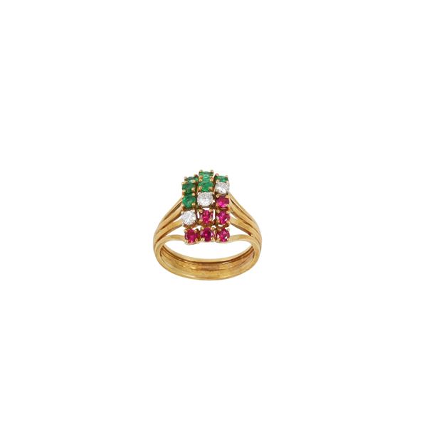 18KT GOLD, EMERALDS, DIAMONDS AND RUBIES RING