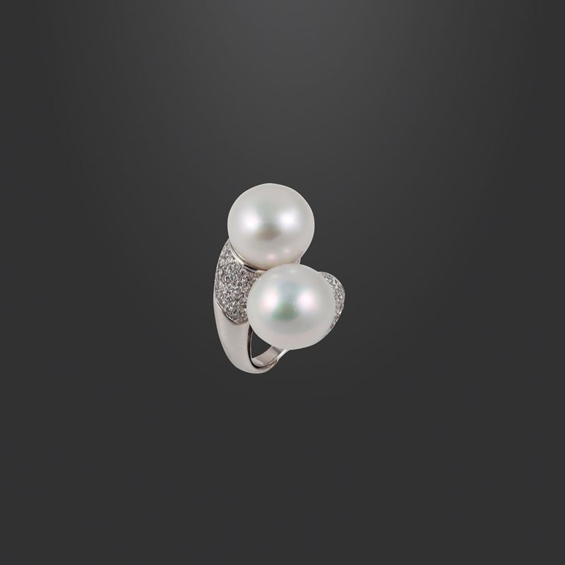 * Anello