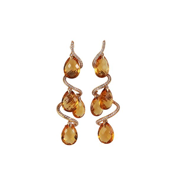 * 18KT GOLD, DIAMONDS AND QUARTZ EARRINGS