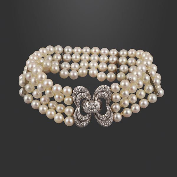 CULTURED PEARLS BRACELET WITH 18KT GOLD AND DIAMONDS CLASP, SCHREIBER  - Auction IMPORTANT JEWELRY - Casa d'Aste International Art Sale