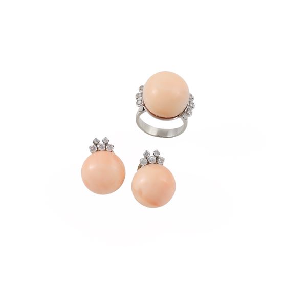 18KT GOLD LOT OF EARRINGS AND RING WITH CORAL (one chipped) AND DIAMONDS  - Auction JEWELRY, WATCHES, AND SILVERWARE - Casa d'Aste International Art Sale