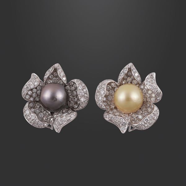 * 18KT GOLD, DIAMONDS, TAHITI AND SOUTH SEA CULTURED PEARLS CLIP EARRINGS  - Auction IMPORTANT JEWELRY - Casa d'Aste International Art Sale