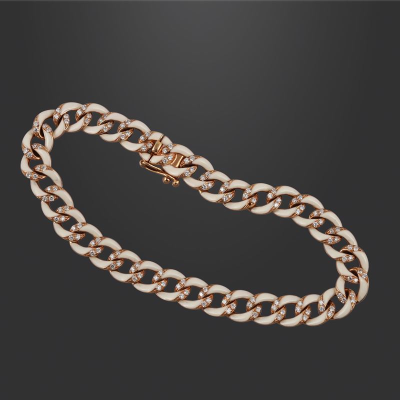 * Bracciale