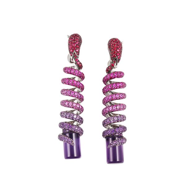 * 18KT GOLD, RUBIES, PINK SAPPHIRES AND AMETHYSTS EARRINGS, DE GRISOGONO