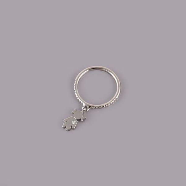 18KT GOLD AND DIAMONDS RING