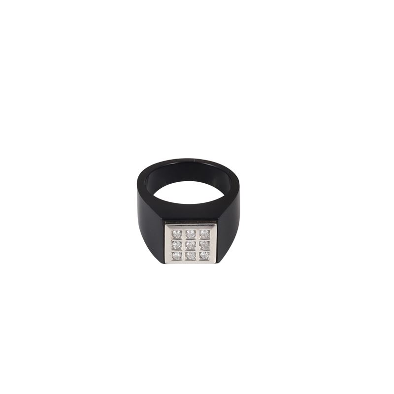 * Anello