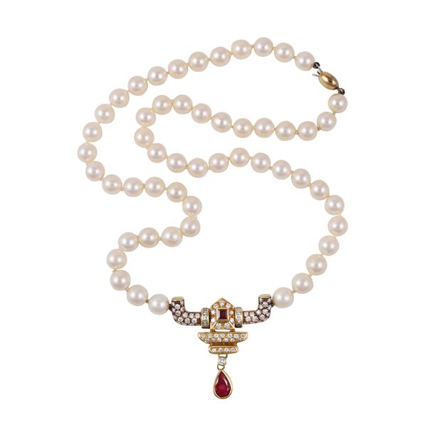 18KT GOLD, CULTURED PEARLS, DIAMONDS AND RUBIES NECKLACE