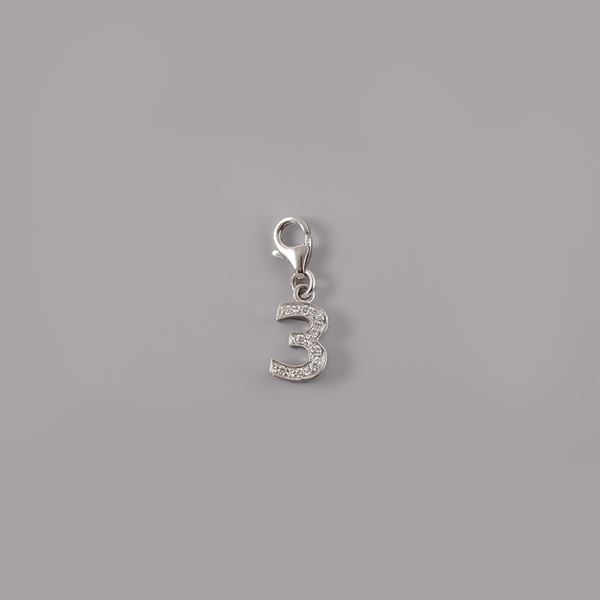 * 18KT GOLD AND DIAMONDS CHARM  - Auction JEWELS OF THE HEART - Casa d'Aste International Art Sale