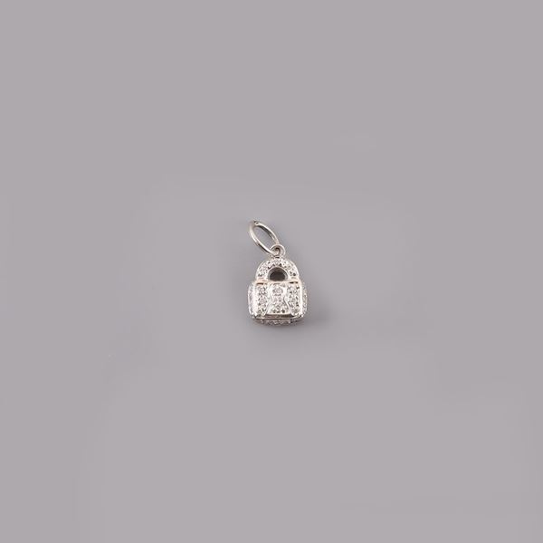* 18KT GOLD AND DIAMONDS PENDANT