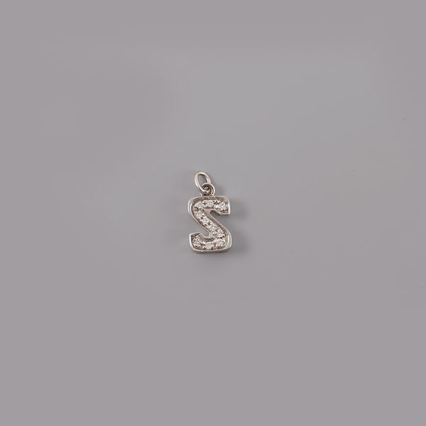 * 18KT GOLD AND DIAMONDS CHARM