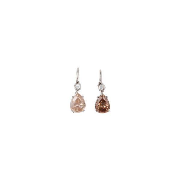 PLATINUM, FANCY “BROWN” DIAMONDS EARRINGS  - Auction IMPORTANT JEWELRY - Casa d'Aste International Art Sale