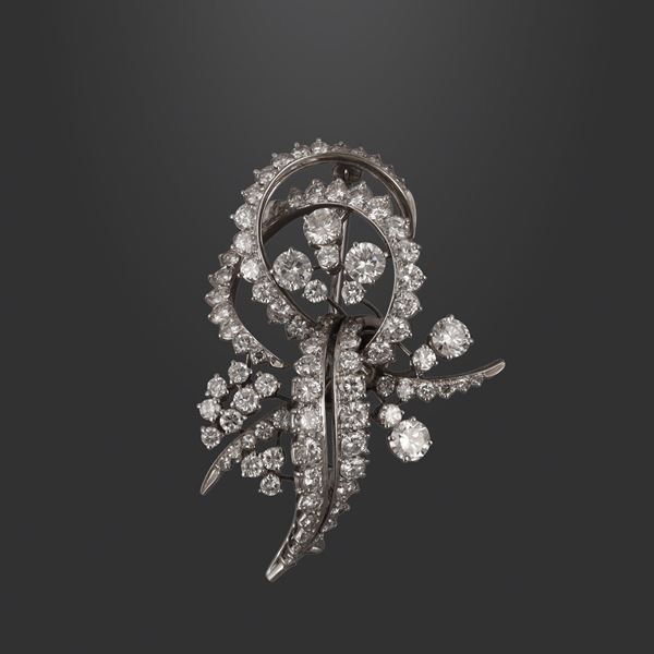 18KT GOLD AND DIAMONDS BROOCH