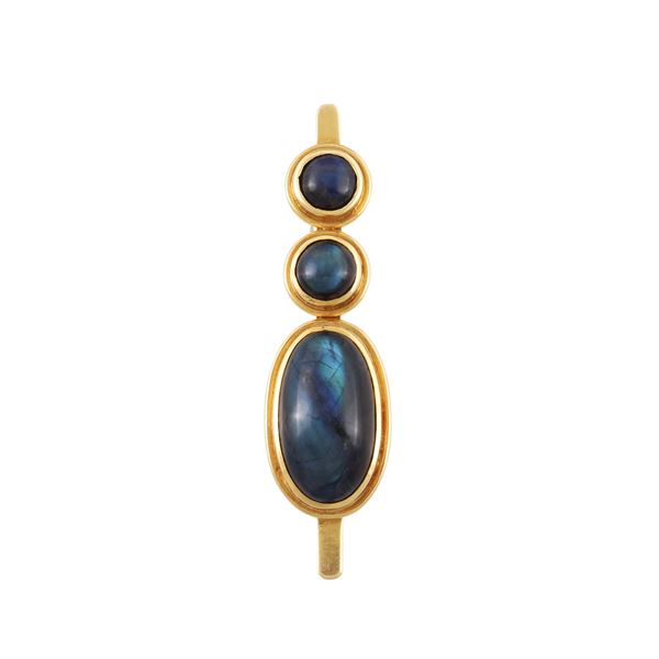 18KT GOLD AND LABRADORITE BROOCH