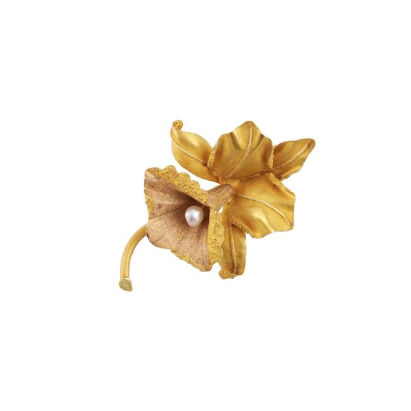 18KT GOLD "ORCHID" BROOCH