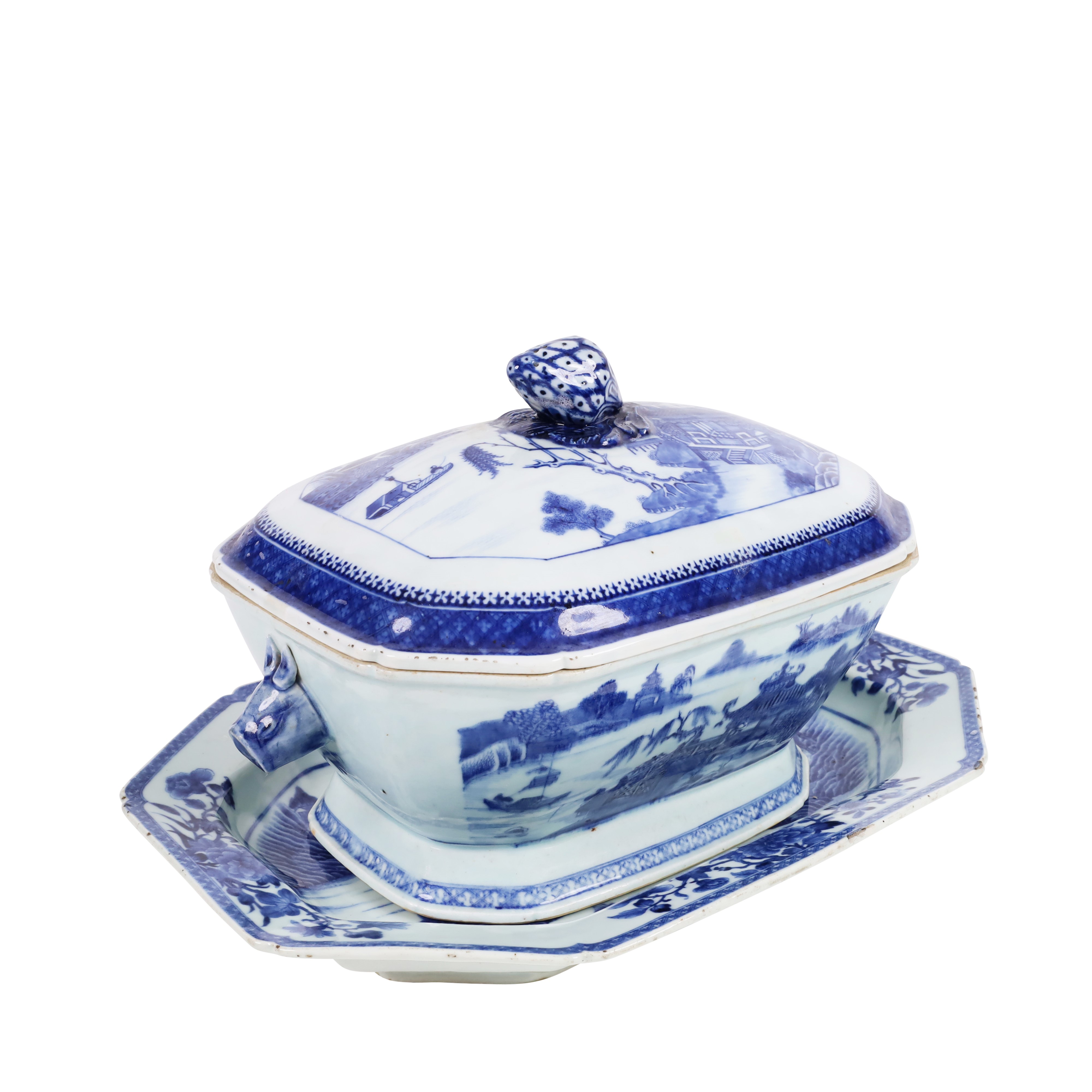 VASSOIO CON ZUPPIERA E COPERCHIO