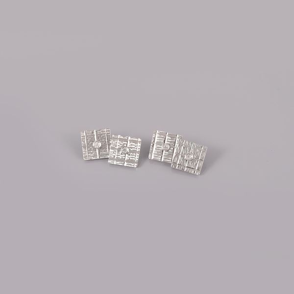 18KT GOLD AND SYNTHETIC GEMS CUFFLINKS  - Auction JEWELS OF THE HEART - Casa d'Aste International Art Sale
